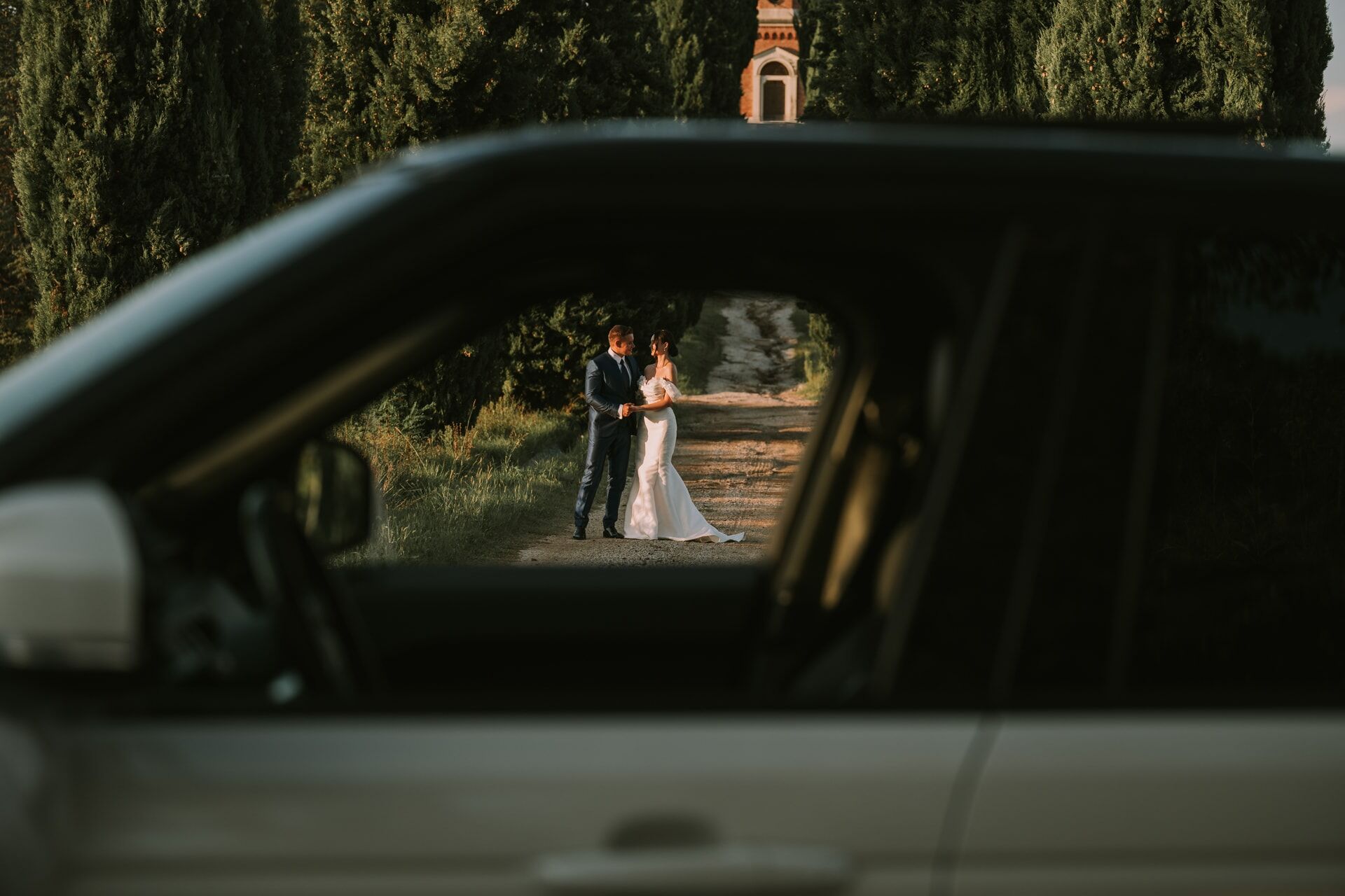 poroka-s-tujcem-porocni-avto